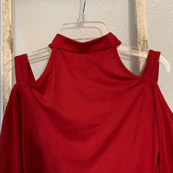 Bodycon cold shoulder red dress - Picture 3 of 4